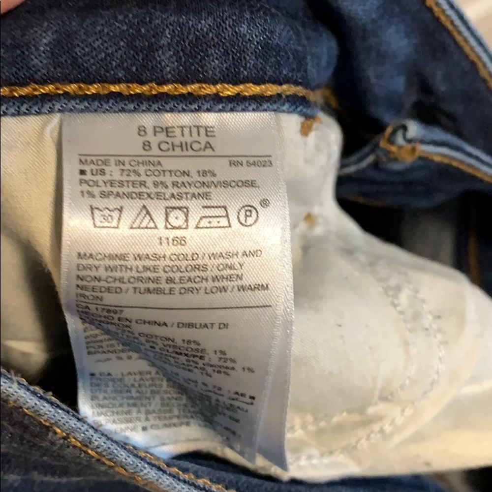 Old Navy High Rise Rockstar Jeans - Picture 5 of 5